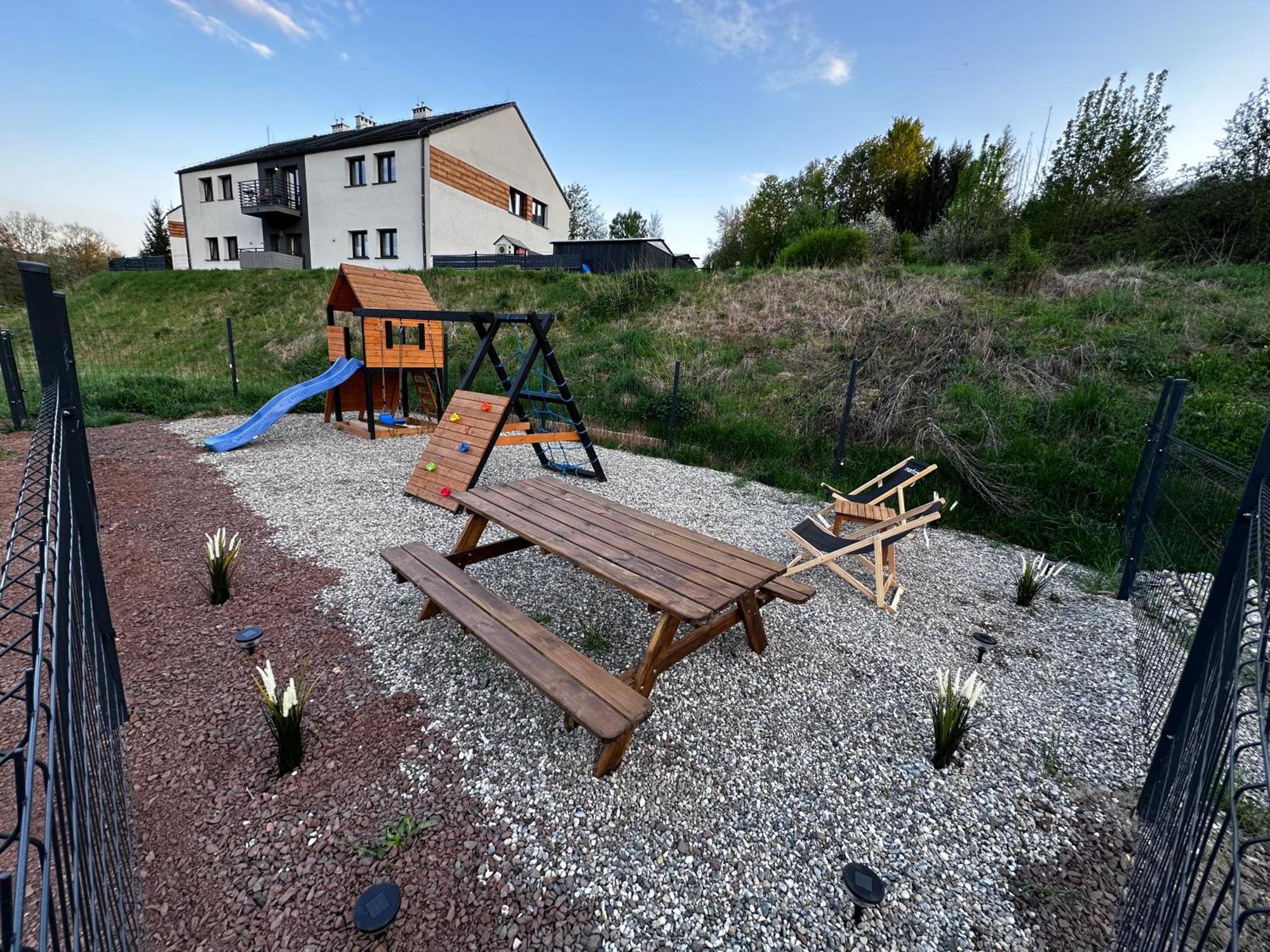 Apartament Pod Wzgorzem Z Sauna, Jacuzzi I Basenem Kudowa-Zdrój Extérieur photo